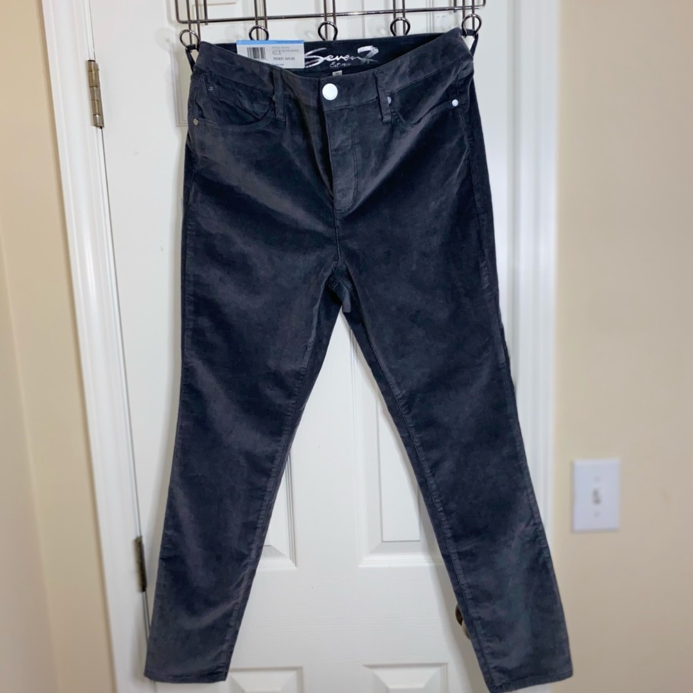 ***NWT*** 7 for All Mankind Corduroy skinny pants-Size 10